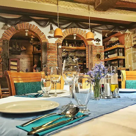 Otel Monako & Fish Restaurant Üsküp